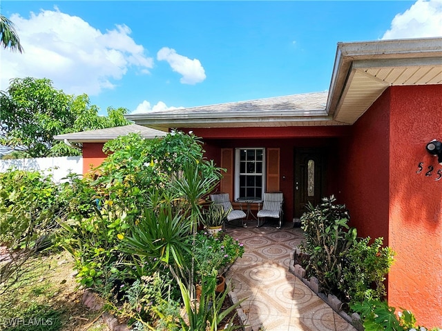 view of property entrance