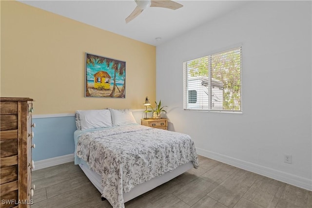 bedroom featuring ceiling fan