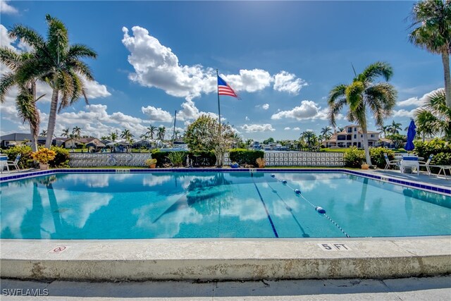 view of swimming pool