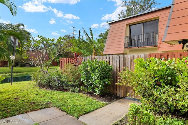 view of yard with fence