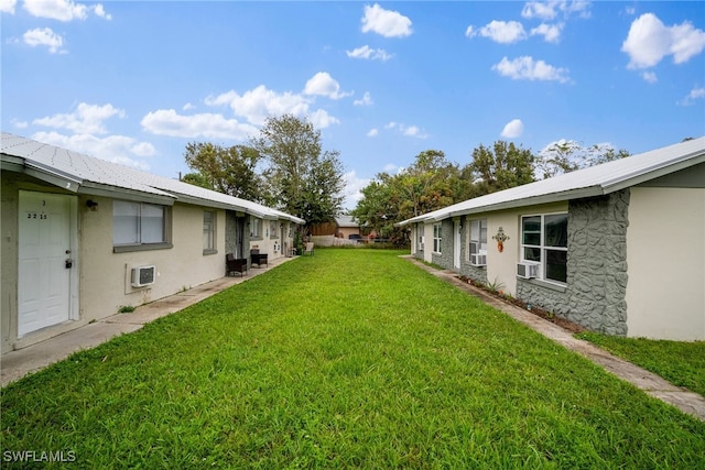 Listing photo 3 for 3215 Jeffcott St, Fort Myers FL 33916