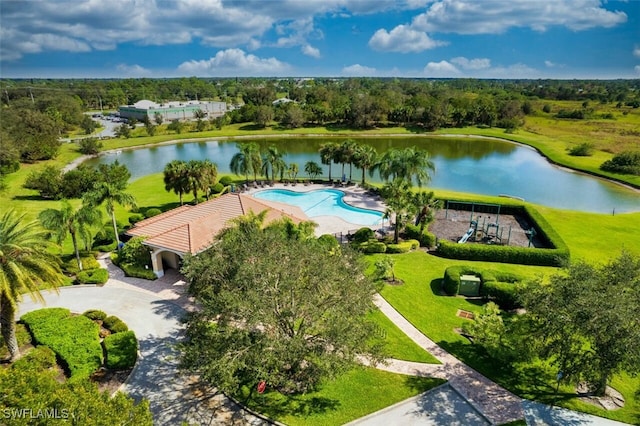 bird's eye view with a water view