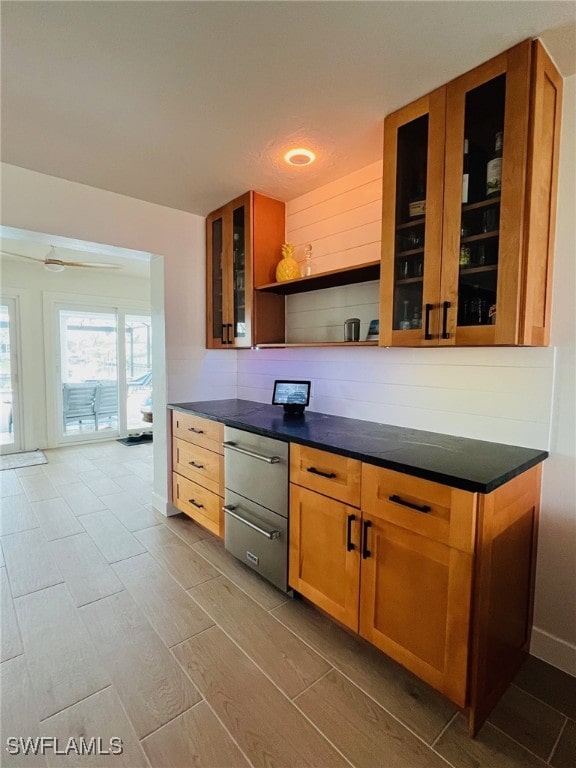 kitchen featuring ceiling fan