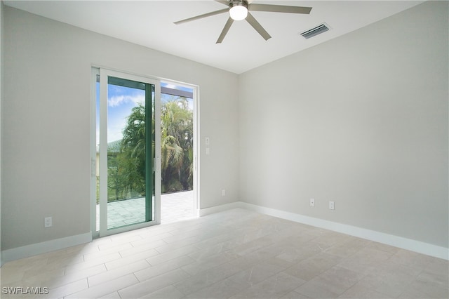 empty room featuring ceiling fan