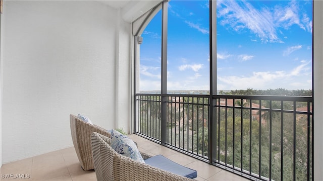 view of sunroom / solarium