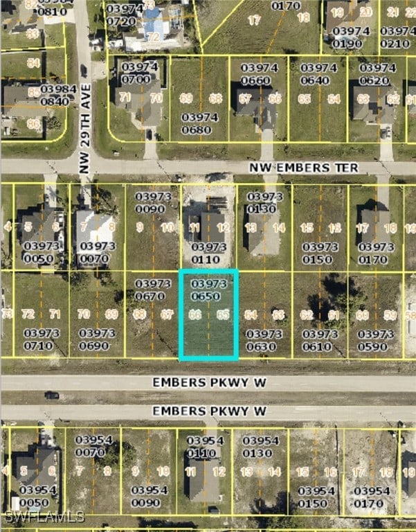 Listing photo 2 for 2839 Embers Pkwy W, Cape Coral FL 33993