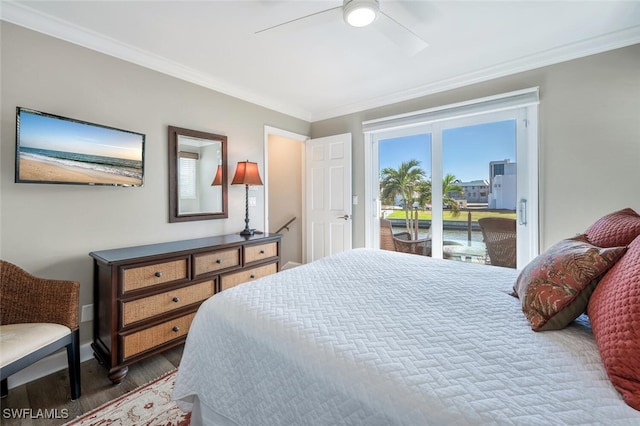 bedroom featuring ceiling fan, access to outside, dark wood-style flooring, and crown molding