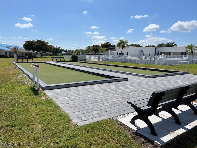 view of home's community featuring a yard