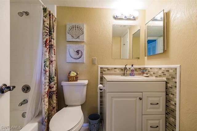 full bathroom with shower / bathtub combination with curtain, vanity, toilet, and backsplash