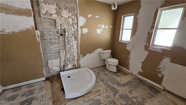 bathroom featuring toilet