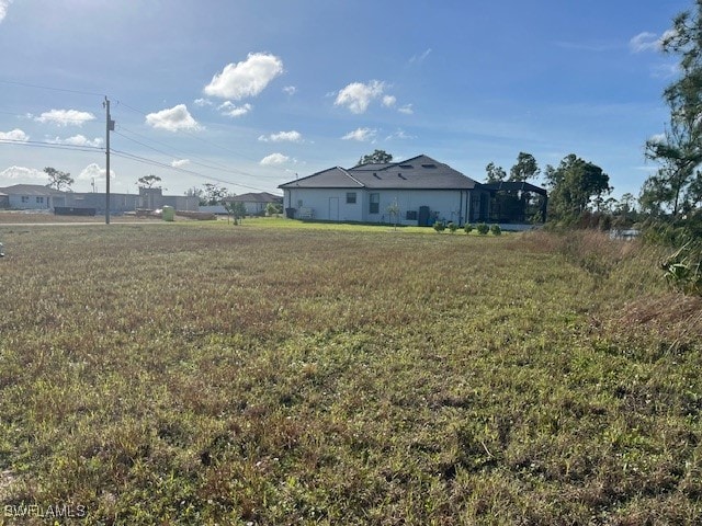 Listing photo 3 for 2618 NW 26th Ave, Cape Coral FL 33993