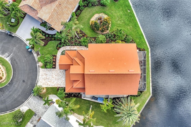 bird's eye view featuring a water view