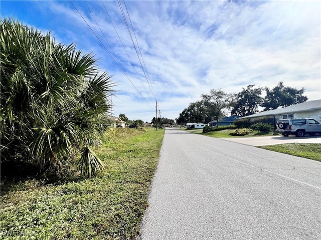 Listing photo 2 for 1130 Seacrest Dr NW, Port Charlotte FL 33948