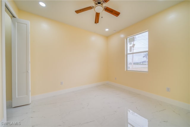 empty room with ceiling fan