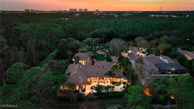 view of aerial view at dusk