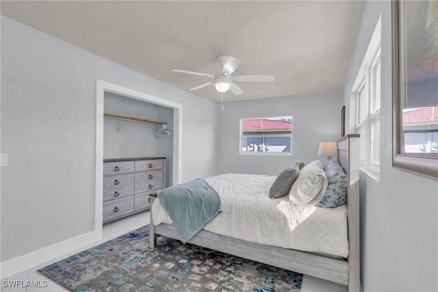 bedroom with ceiling fan