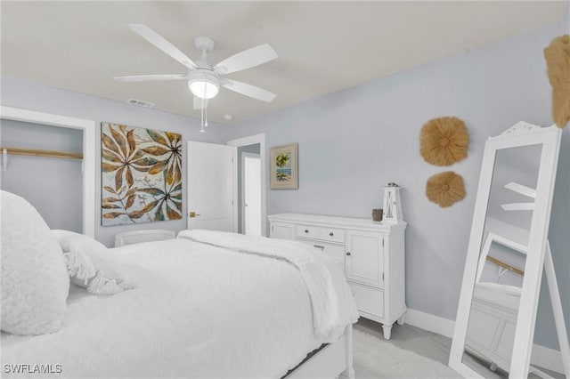 bedroom featuring ceiling fan