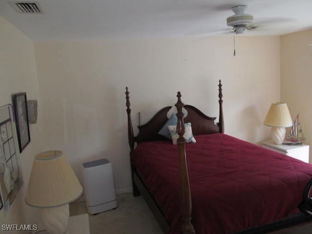 bedroom featuring ceiling fan