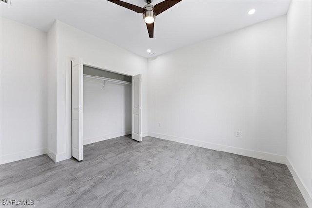 unfurnished bedroom featuring ceiling fan, a closet, recessed lighting, and baseboards