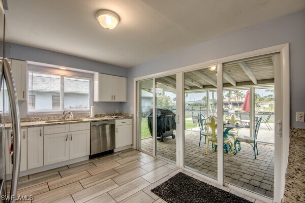 913 SE 43rd Ter, Cape Coral, FL 33904 - photo 15