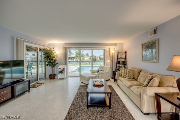 913 SE 43rd Ter, Cape Coral, FL 33904 - photo 7