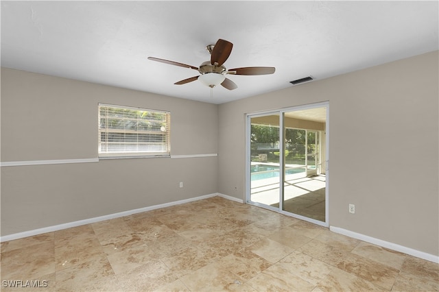 empty room with ceiling fan