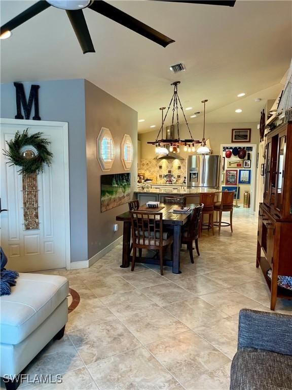 dining room with ceiling fan, baseboards, visible vents, and recessed lighting