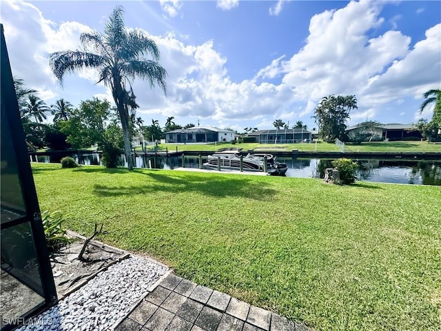 view of yard featuring a water view