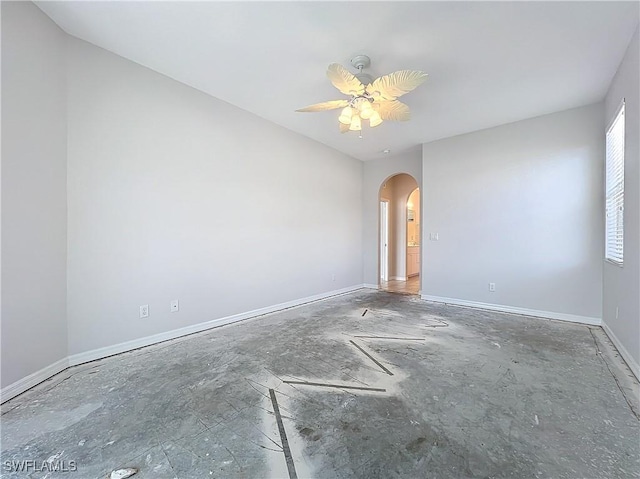 spare room featuring ceiling fan