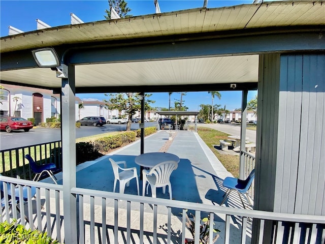 2828 Jackson St Unit F-7, Fort Myers, FL 33901 - exterior space with a residential view