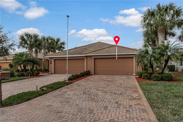 view of front facade with a garage