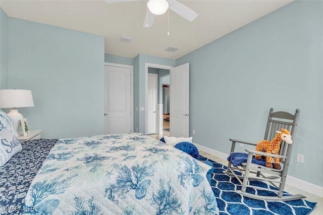 bedroom with ceiling fan