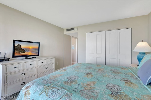 bedroom with a closet