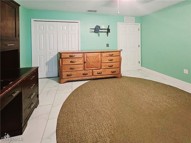 bedroom with a closet