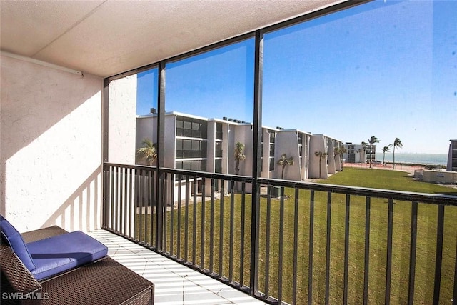 view of sunroom / solarium