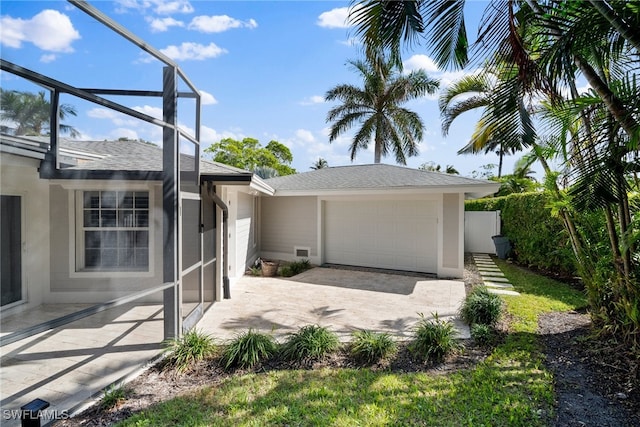 view of front facade with a garage