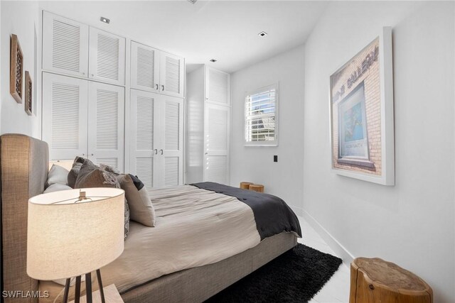 bedroom featuring a closet