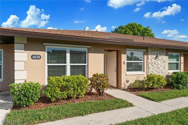 view of front of home