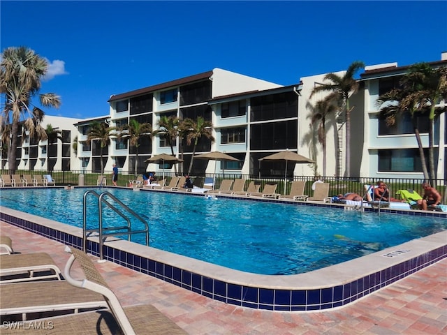 view of swimming pool