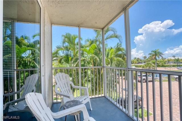 sunroom featuring a healthy amount of sunlight