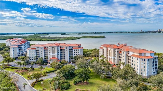 bird's eye view with a water view