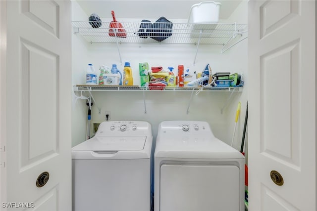 laundry area featuring washer and clothes dryer