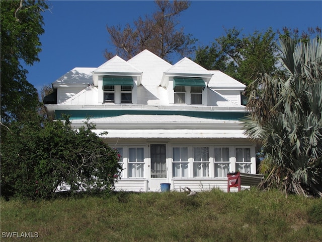 view of front of home