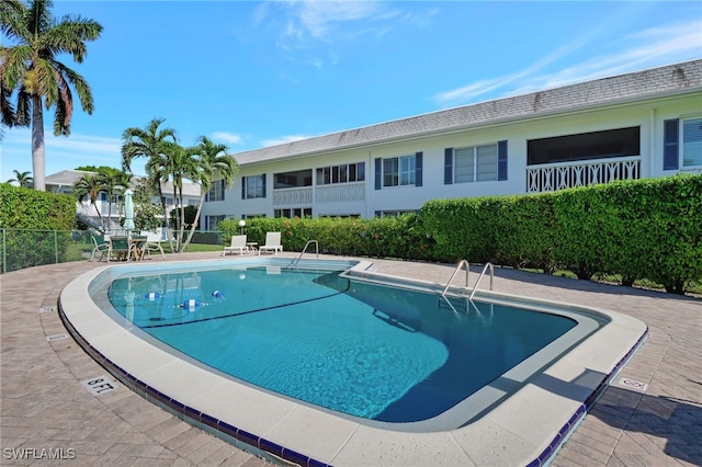 750 Mooring Line Dr Unit 105, Naples, FL 34102 - view of community pool