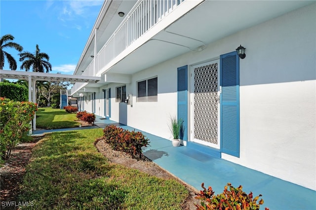750 Mooring Line Dr Unit 105, Naples, FL 34102 - view of grassy yard