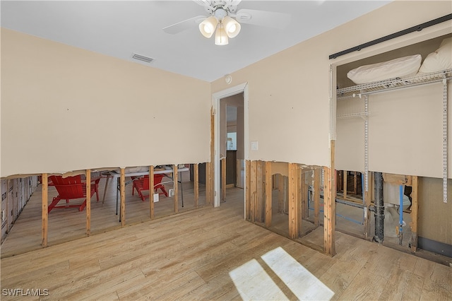 bedroom featuring light hardwood / wood-style flooring and ceiling fan