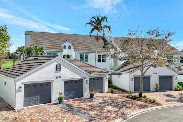 view of front of house featuring a garage