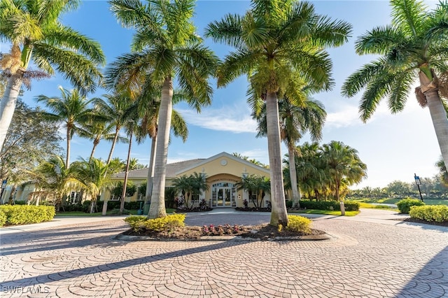 view of front of house