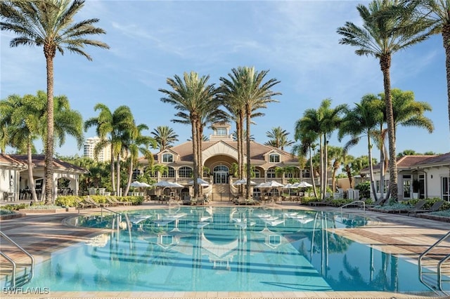 5100 Baybridge Blvd Unit 1901, Estero, FL 33928 - view of community pool