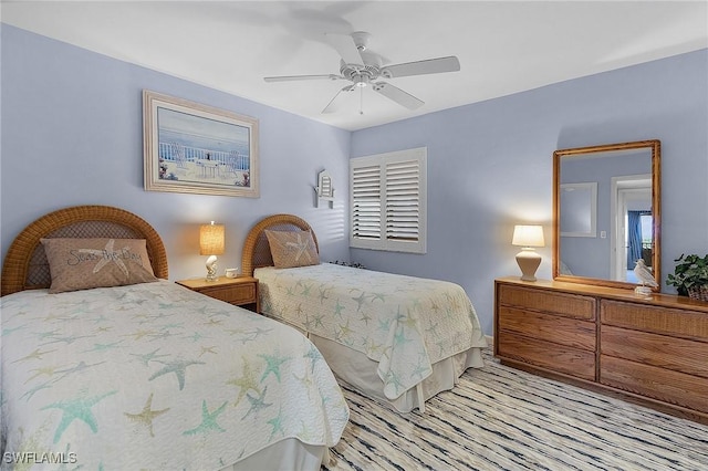 bedroom featuring ceiling fan